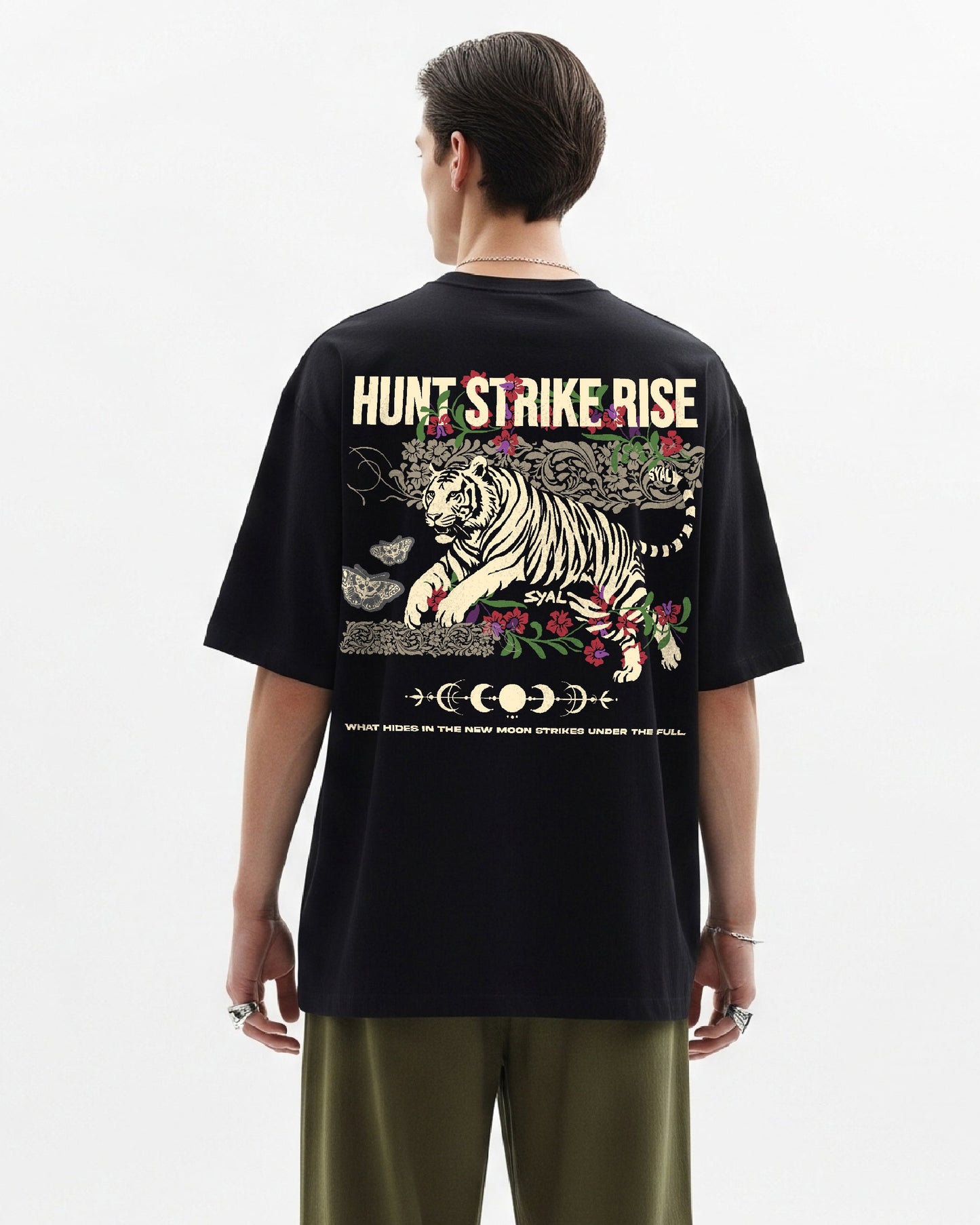 TIGER BLACK OVERSIZED T-SHIRT